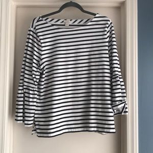 Black and white bell sleeve J Crew mercantile top